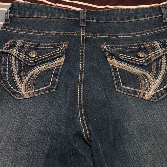 Jeans - Picture 3 of 4